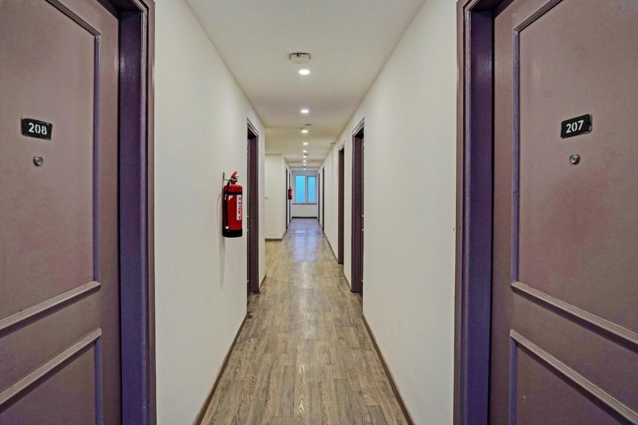 Super Townhouse Sector 57 Near Bestech Central Square Mall Gurgaon Exteriör bild