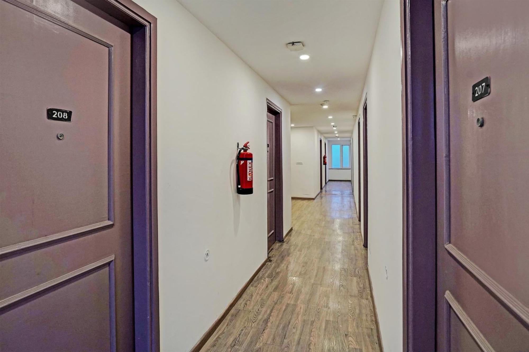 Super Townhouse Sector 57 Near Bestech Central Square Mall Gurgaon Exteriör bild
