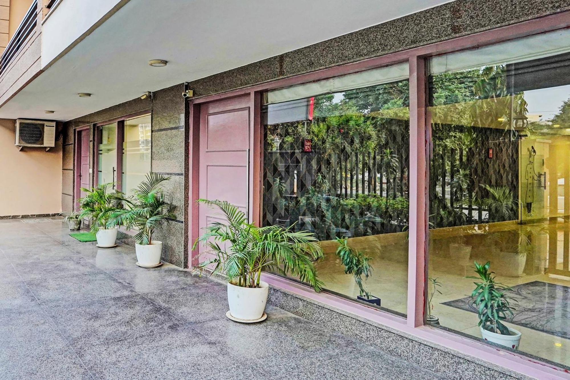 Super Townhouse Sector 57 Near Bestech Central Square Mall Gurgaon Exteriör bild